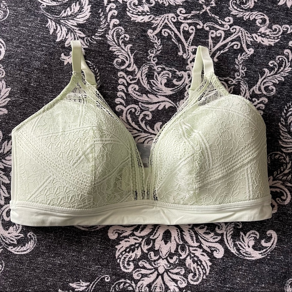NWOT Auden Lace Padded Bralette